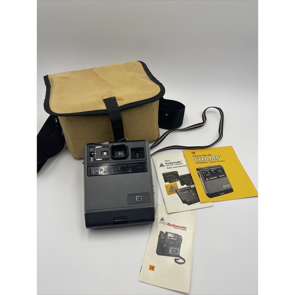 Vintage Kodak CHAMP KODAMATIC Instant Camera with Bag Manual